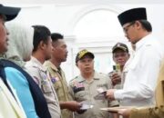 Pemko Bukittinggi Serahkan Bantuan Tali Asih