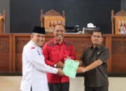 Bupati Sampaikan Jawaban Atas Pandangan Umum Fraksi DPRD