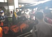 Bupati Solok Turunkan Tim BPBD dan Damkar Bantu Evakuasi Korban Erupsi Marapi