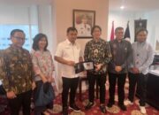 Bupati Dharmasraya Teken MoU dengan Ruang Guru