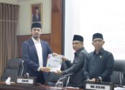 Wali Kota Bukittinggi Sampaikan Hantaran Ranperda Perubahan APBD 2024