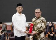 Wako Erman Safar Serahkan Nota Pengantaran Tugas Wali Kota Bukittinggi kepada Pejabat Sementara