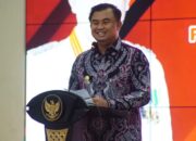 Sutan Riska Pastikan Kebutuhan Warga Terdampak Banjir Terpenuhi