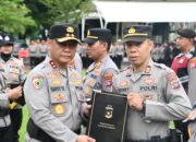 Kapolda Sumbar Berikan Penghargaan kepada Polsek dan Polres Berprestasi dalam Gerakan Subuh Berjamaah