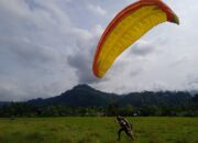 Gunung Talau Diuji Jadi Lokasi Paralayang, Bupati Pessel: Akan Dikembangkan Jadi Destinasi Nasional