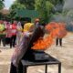 TEKS FOTO : Damkar Kota Padang edukasi pencegahan kebakaran di sekolah-sekolah, Kamis (1/5/2025). IST