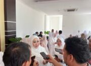 Lisda Hendrajoni Ajak Anak Muda Pesisir Selatan Perkuat Iman dan Adab: “Pintar Saja Belum Cukup”