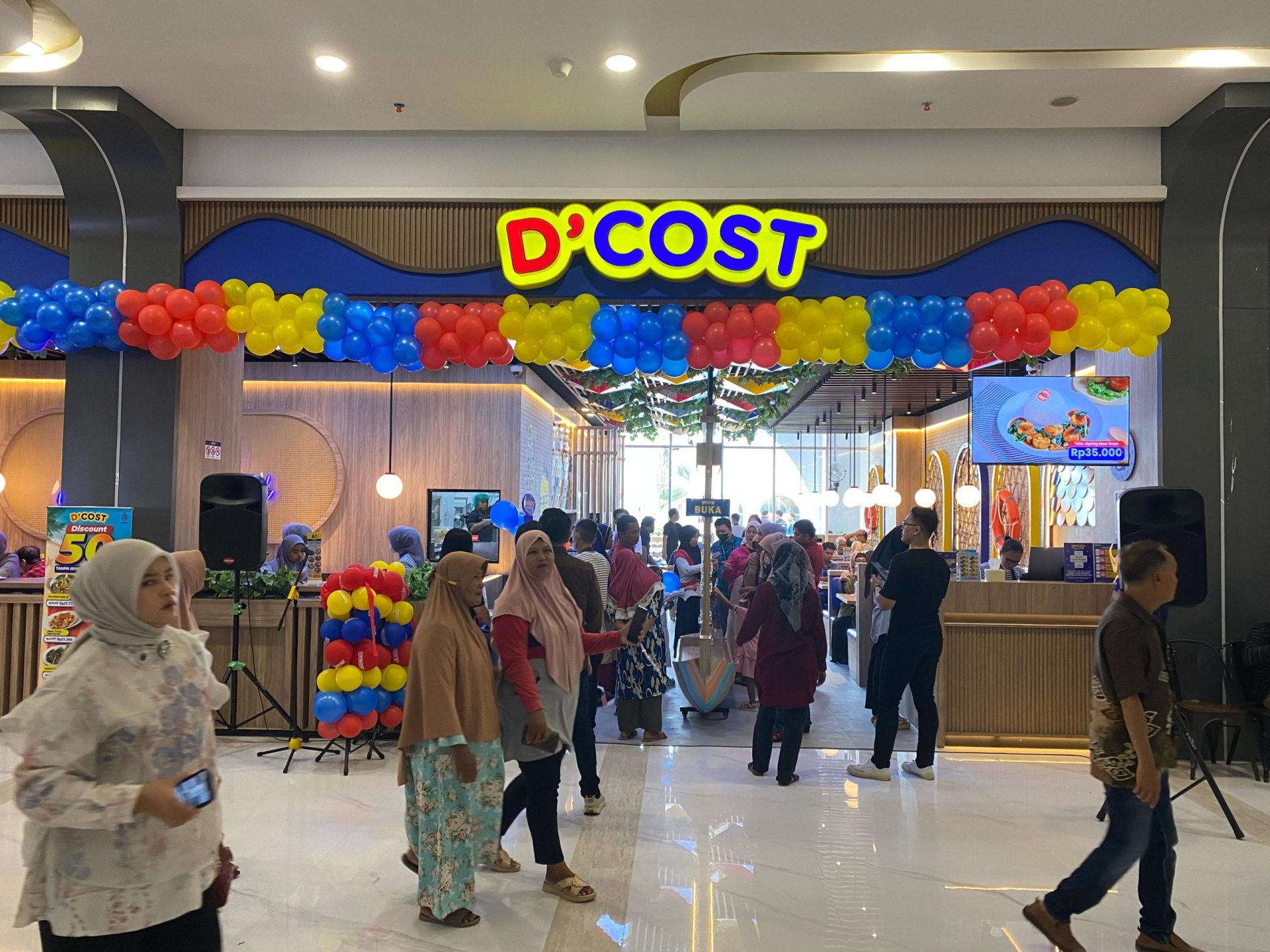 d'cost basko city mall padang