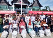 Pemko Bukittinggi Serahkan Bantuan untuk Penyandang Disabilitas dan Lansia
