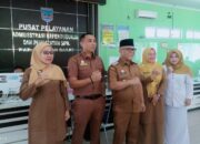 Ruangan Kini Dingin, Pelayanan Makin Cepat Bupati Yulianto Puji Disduk Capil Pasbar : Saya Bangga