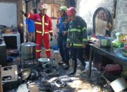 Rumah Warga di Lubeg Terbakar, Damkar Turunkan 60 Personel