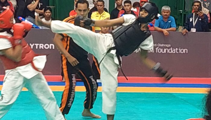 Sumbar Berpotensi Sepuh Tiga Perak Menjadi Emas dari Tarung Derajat