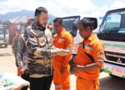 Fadly Amran Serahkan Armada Operasional ke DLH