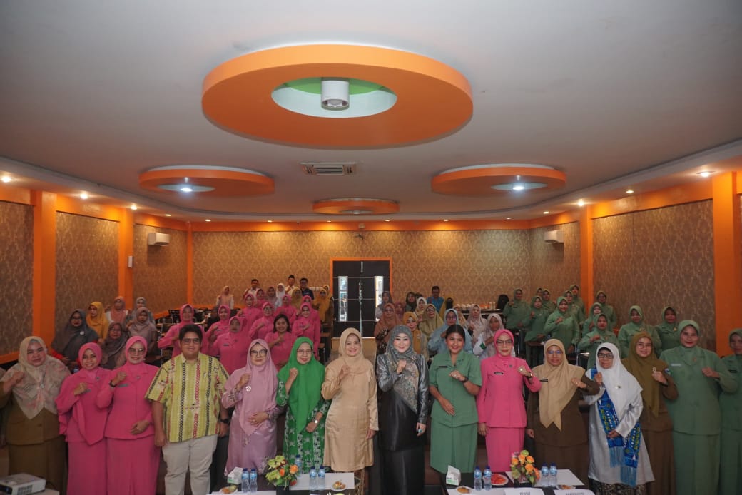 Lisda Hendrajoni Ajak Perempuan Pesisir Selatan Lakukan Pemeriksaan HPV DNA untuk Cegah Kanker Serviks