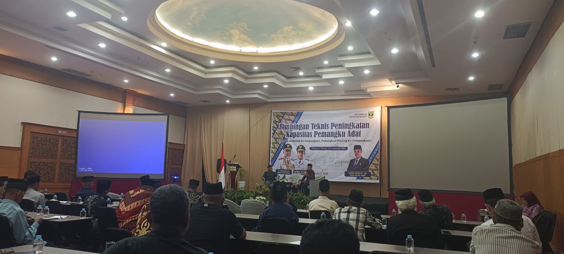 Ninik Mamak Dorong Pemerintah Tanah Datar Sahkan Ranperda Nagari