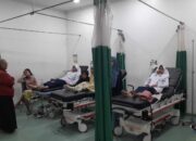 Belasan Siswa di Padang Panjang Dilarikan ke Rumah Sakit Usai Santap MBG