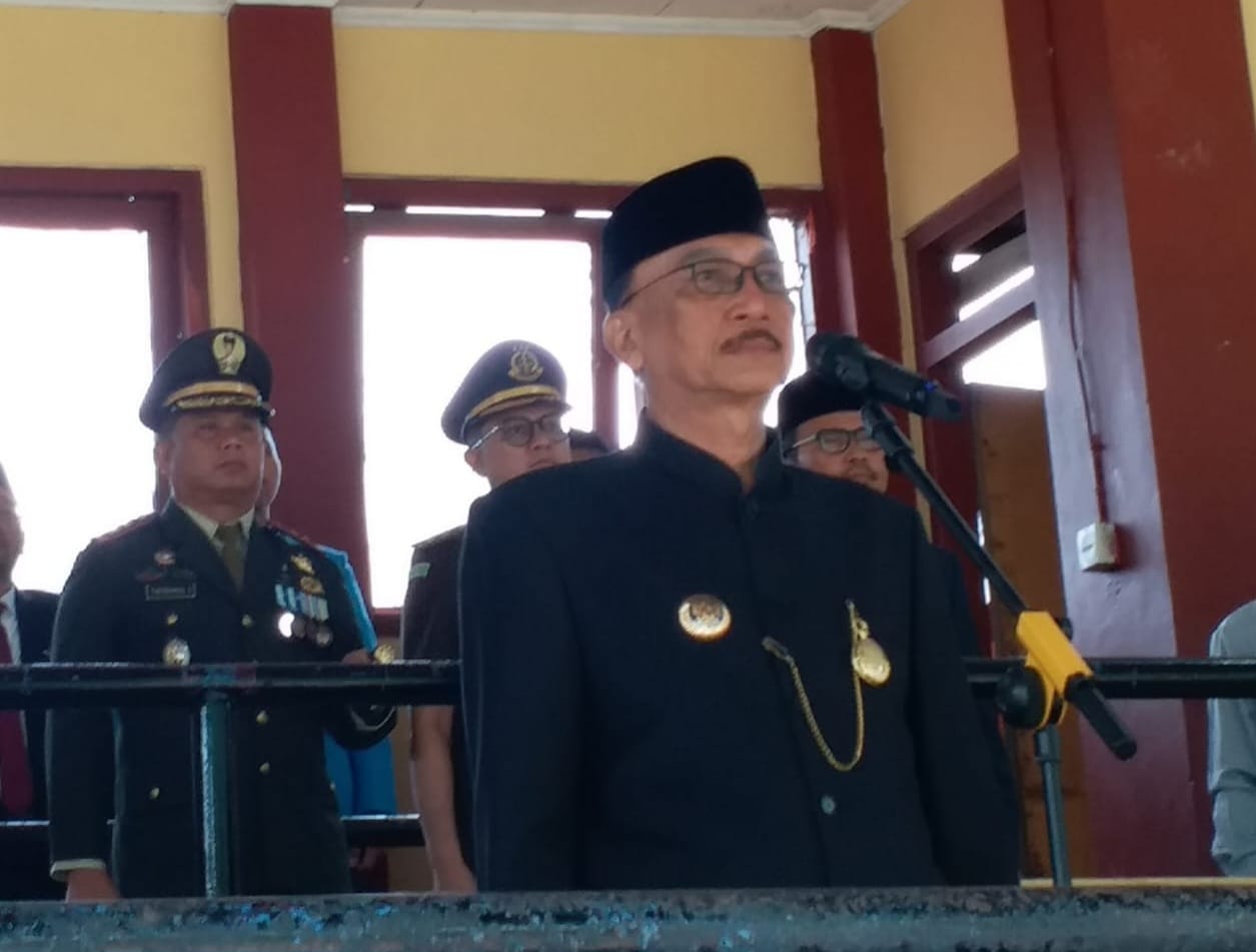 Pemkab Pessel Gelar Upacara Sumpah Pemuda ke-97 Bupati Hendrajoni Ajak Pemuda Jadi Penentu Sejarah