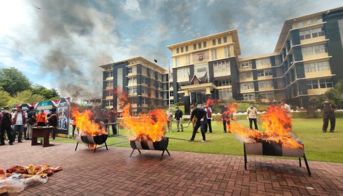 Pemusnahan Ganja 40 Kilogram dan Sabu 84 Kilogram di Sumbar: Polisi Ungkap Jaringan Narkoba Besar, Masyarakat Diminta Waspada