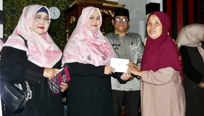 Ketua GOW Padang Doakan Korban Kebakaran di Jumat Berkah