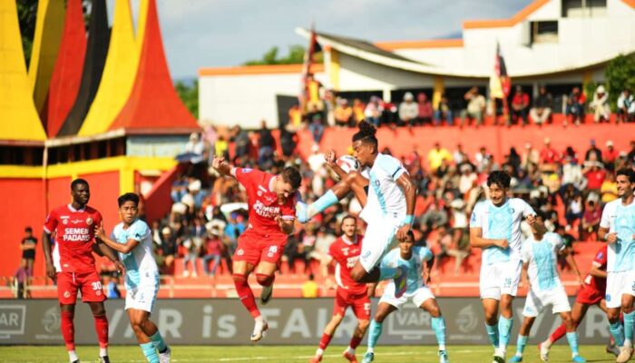 Suporter Semen Padang FC Minta Pelatih yang Berpengalaman