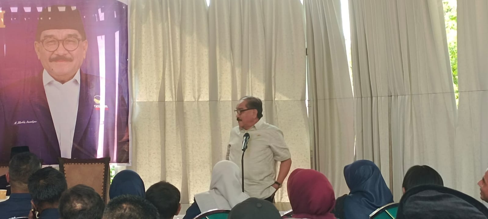 Shadiq Pasadigoe Bangkitkan Semangat NasDem Tanah Datar