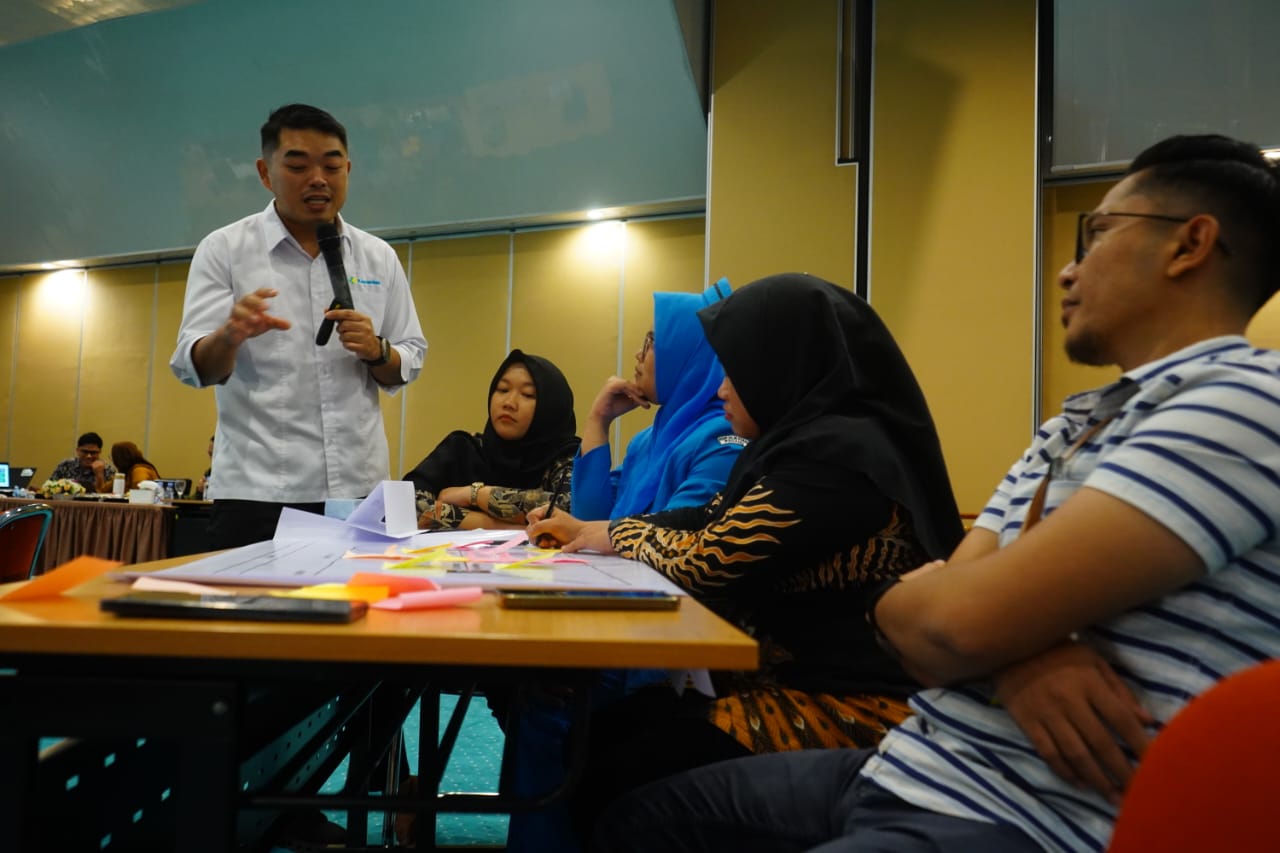 Tunjukkan Layanan Terbaik Melalui Medsos