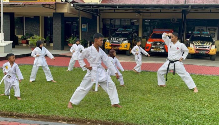 Dojo Inkado Bhayangkara Polres Pasaman Gairahkan Karate Pasaman