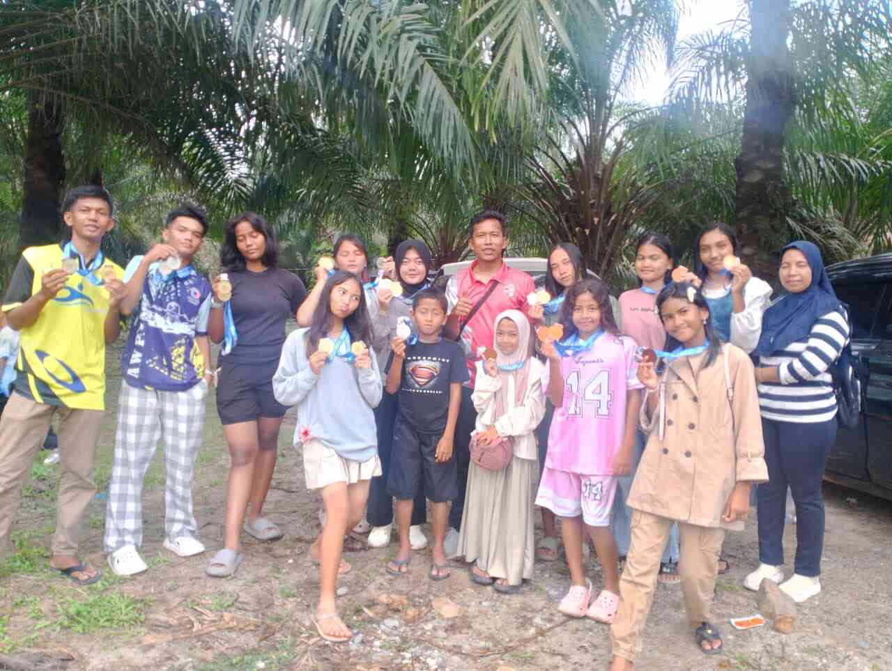 AWP Swimming Club Lubuk Sikaping Sabet 20 Medali di Piala Kapolres Labusel 2025