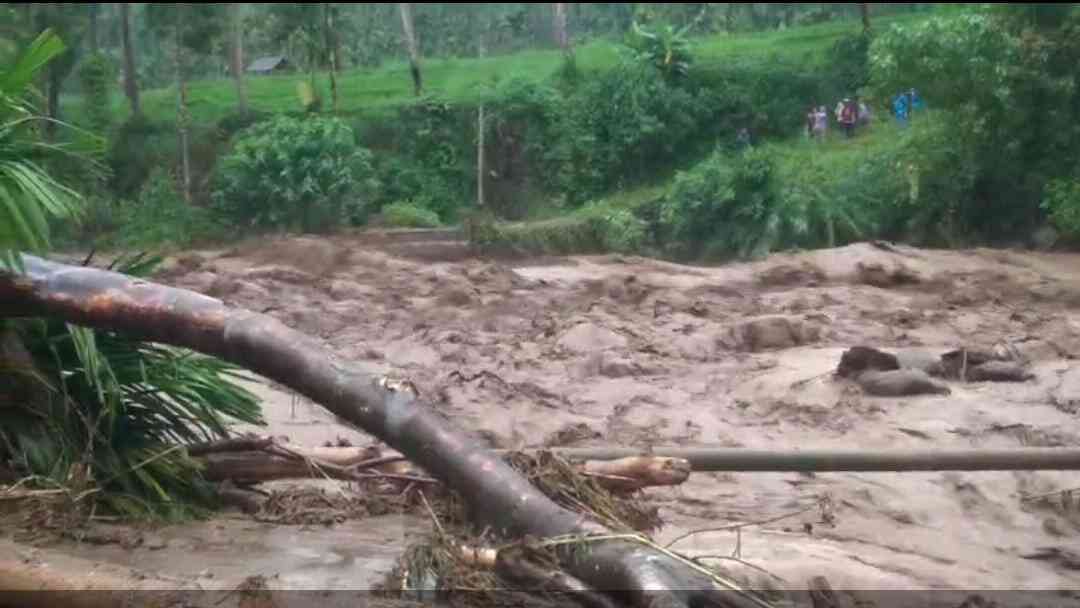 Galodo Terjang Malalak Timur, Komunikasi Terputus