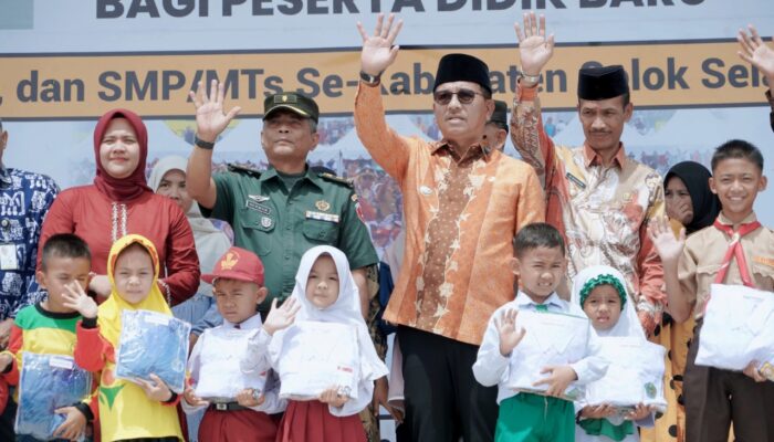 Pemkab Solsel Komitmen Majukan Dunia Pendidikan