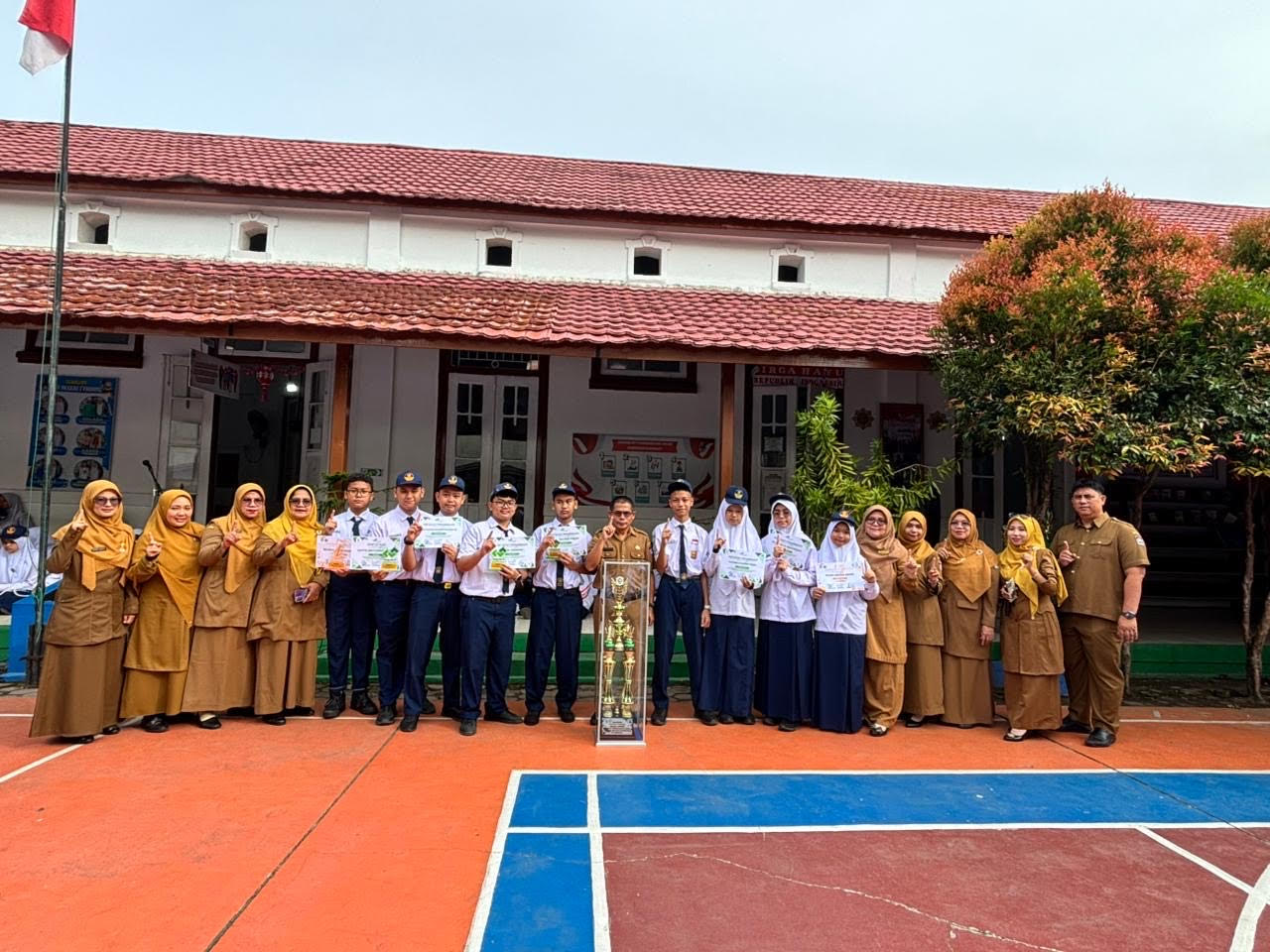 SMPN 1 Padang