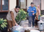 Pemko Solok Pastikan Makanan Warga Terdampak Banjir