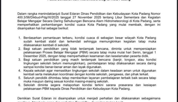 Siswa di Padang Kembali Belajar di Sekolah