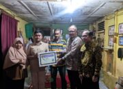 Kemdiktisaintek Kunjungi Rumah Mahasiswa UNAND, Pastikan Penerima KIP