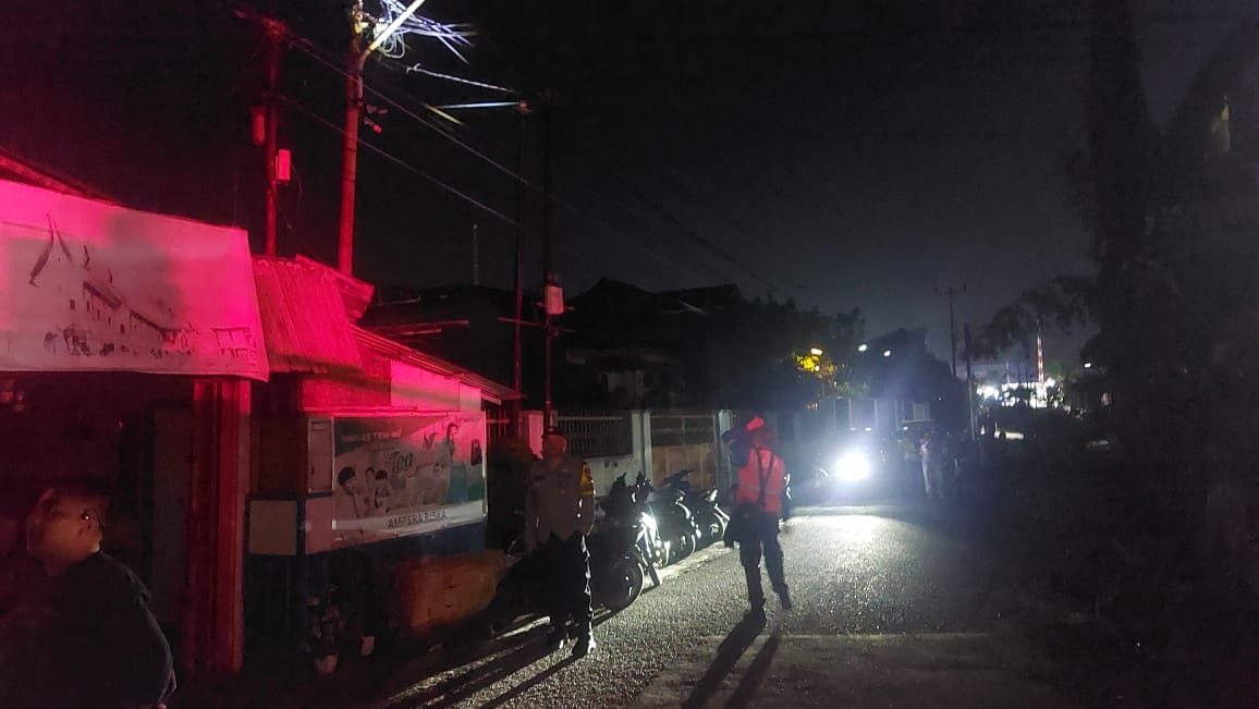 Kabel Tegangan Tinggi PLN Nyaris Picu Kebakaran Besar di Padang Barat, Respons Cepat Damkar Selamatkan Aset Rp1,5 Miliar