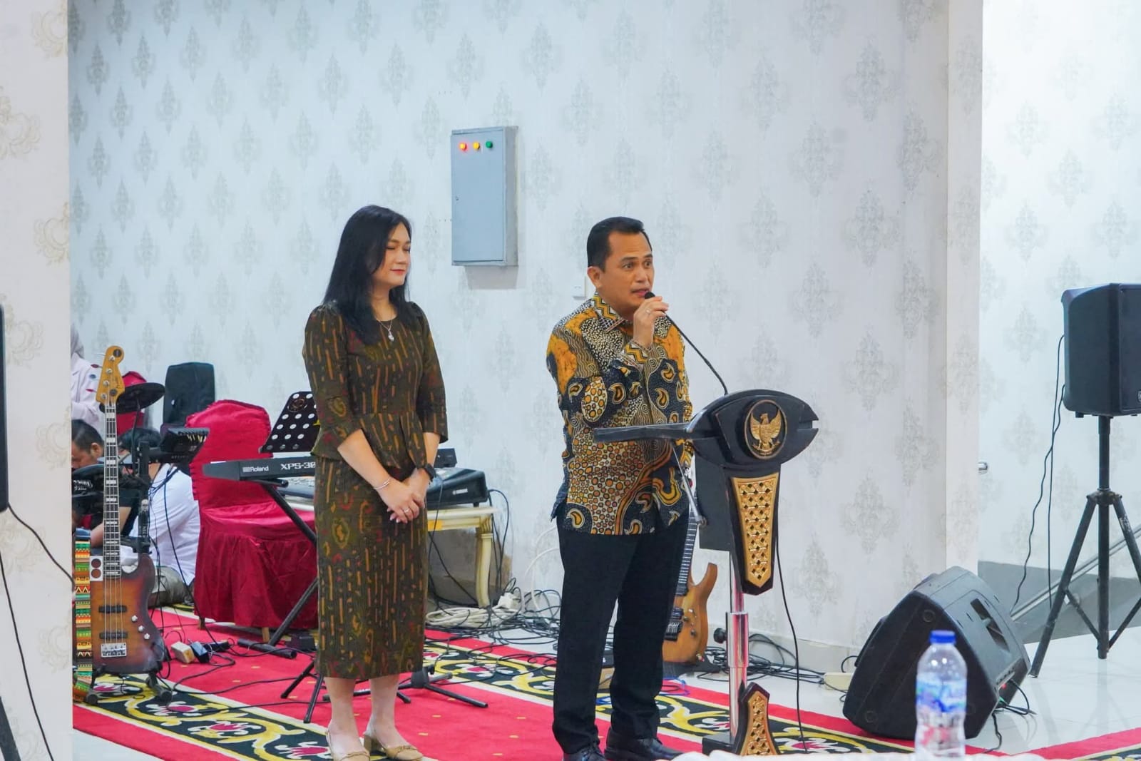 Kajari Sumanggar Siagian saat berkenalan dengan jajaran Pemkab Dharmasraya