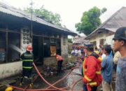 “Kontrakan 4 Petak Ludes Dilalap Api di Alang Laweh, Warga Panik, Damkar Padang Kerahkan 75 Personel”