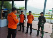 “Petani 70 Tahun Diseret Arus Sungai di Pesisir Selatan, Tim SAR Balap Waktu di Tengah Hujan Lebat”