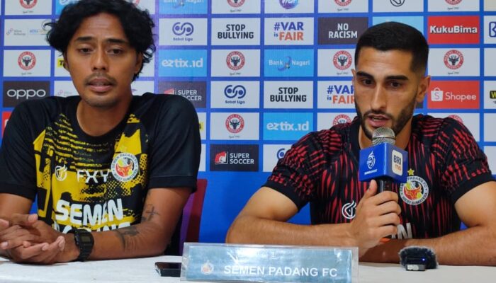 Semen Padang FC vs Arema FC Angelo Meneses : Badai Pasti Berlalu