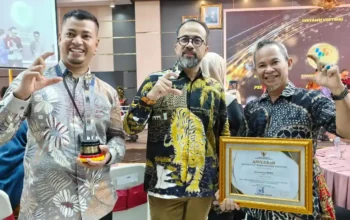 Sekretariat DPRD Sumbar Raih Predikat Informatif untuk Keenam Kalinya