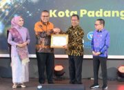 Pemko Bukittinggi Kembali Raih Predikat Kota Informatif Tahun 2025
