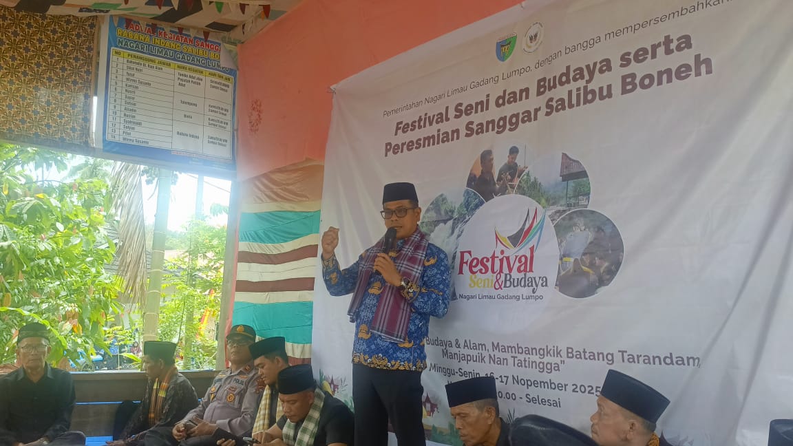 Wabup Risnaldi Tutup Festival Seni dan Budaya di Limau Gadang Lumpo