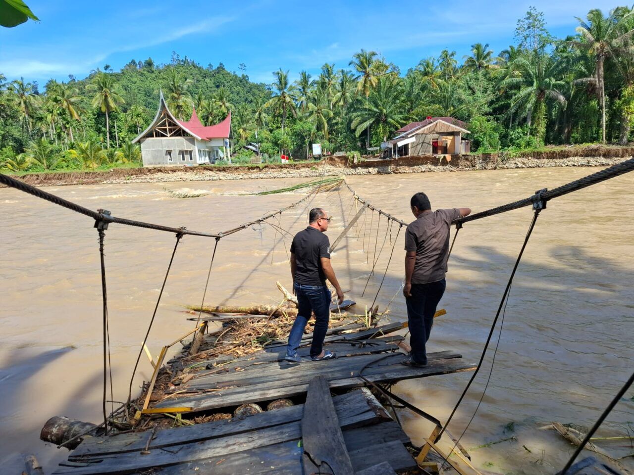 Warga Pelangai Gadang Kecewa, Janji Pembangunan Jembatan Gantung Tak Kunjung Terwujud