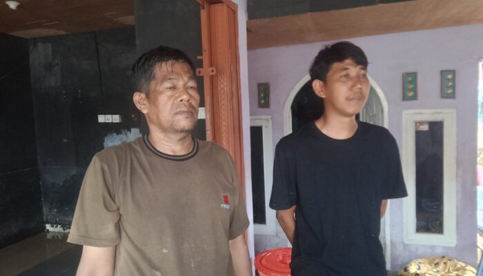 Bencana Sumbar, Nofri Bersama Ayahnya Masih Menunggu Kepastian Ibu dan Adiknya