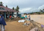 4.446 Warga Padang Masih Mengungsi Akibat Banjir