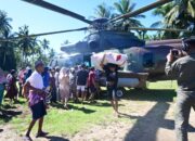 Helikopter Caracal TNI AU Hantarkan Bantuan ke Pasbar