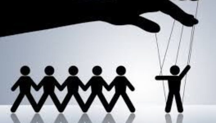 Saat Kewenangan Melenceng: Ancaman bagi Kepastian Hukum