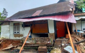 Pergerakan Tanah di Gunung Omeh Kian Parah, Hunian Retak dan Roboh