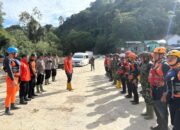 Tim Gabungan Lanjutkan Pencarian Korban Galodo Dijembatan Kembar Silaiang Bawah