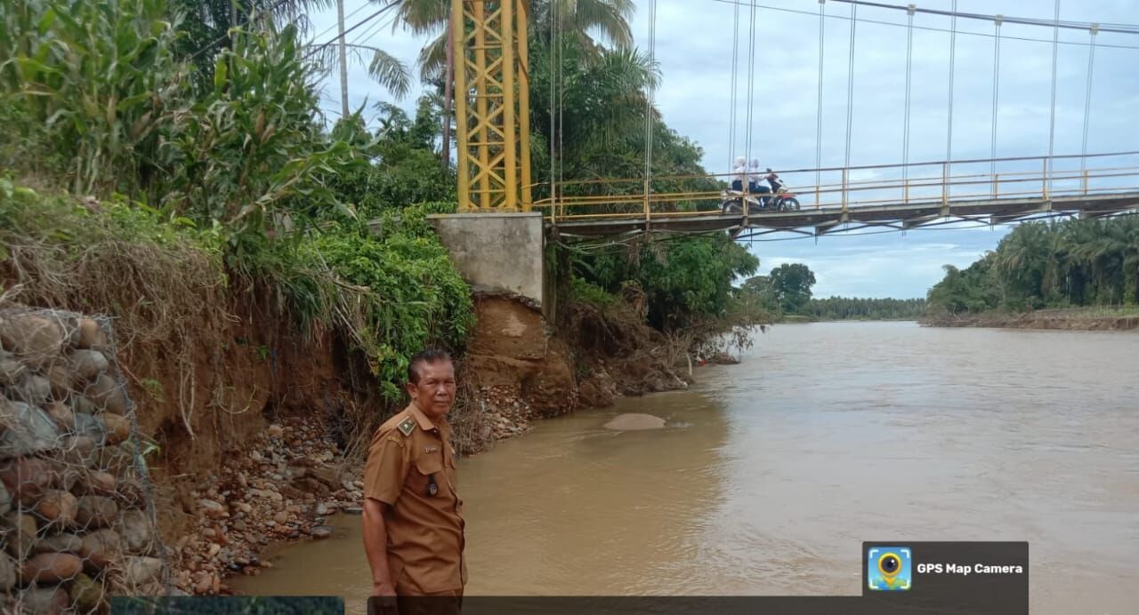 Banjir Bandang Rusak Sawah, Infrastruktur, dan Mengancam Permukiman Warga di Koto VIII Pelangai Pessel